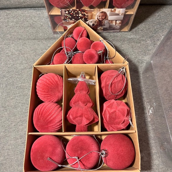 Velvet Christmas Ornaments Set Wine Red Tree Balls Shaped Holiday Decor - Picture 2 of 2